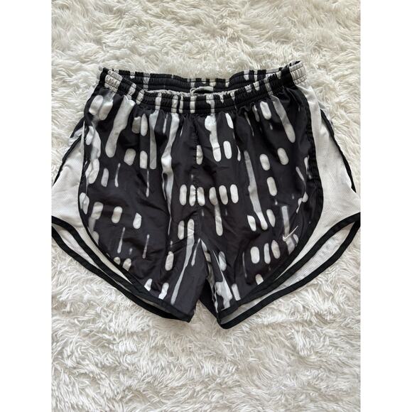 Nike Dri Fit women's sz. S blk & gray design lined sport shorts. Great pair - Picture 1 of 6